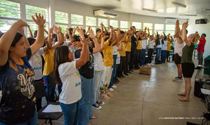 Coral ArtCanto se prepara para o Natal da Paz 2024 com ensaios intensos e muita emoção