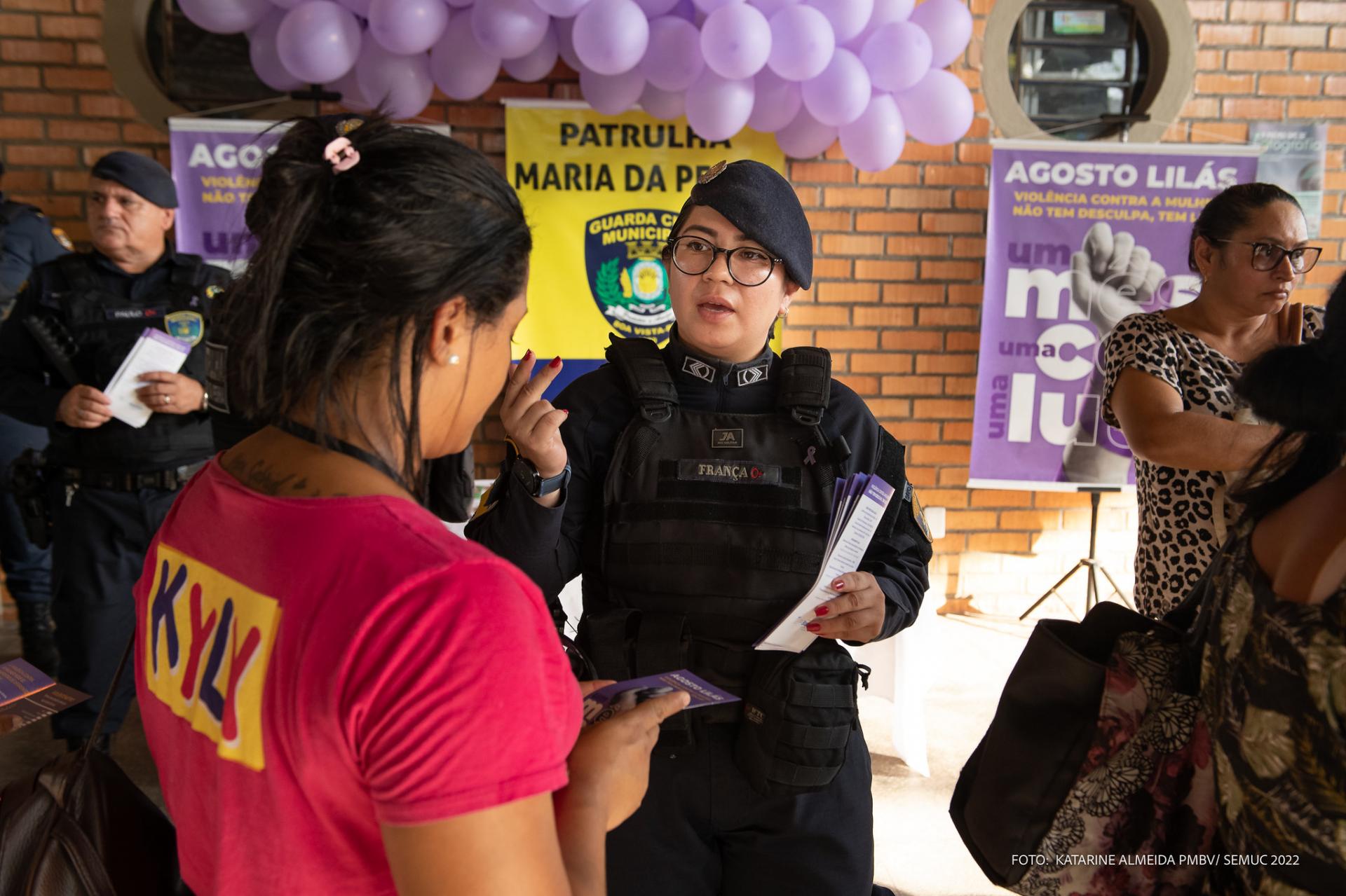 Guarda Municipal orienta população sobre combate à violência contra mulher