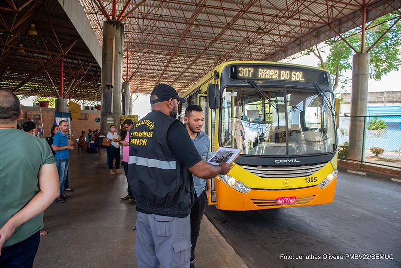 Nova linha de ônibus passa a atender moradores do Aracelis, São Bento e Raiar do Sol