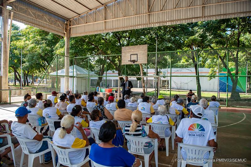 Cabelos de Prata participam de ciclo de palestras sobre valorização da vida e cuidado com as finanças pessoais