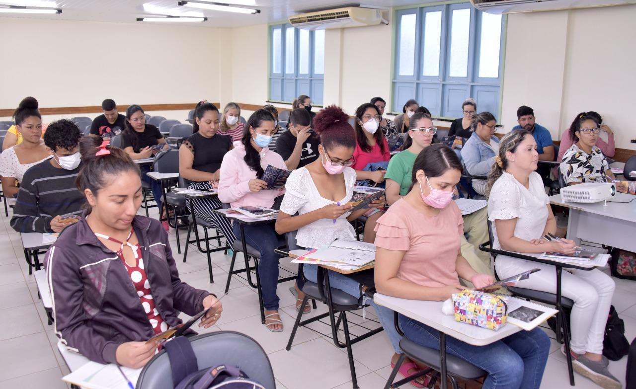 Cerca de 3 mil inscritos iniciaram cursos no Instituto de Educação