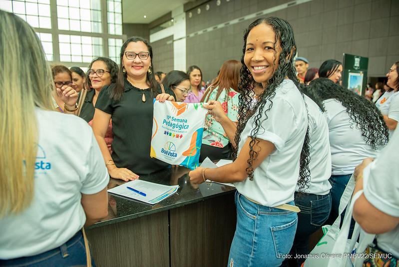 Ano Letivo 2023 se inicia com discussões sobre políticas inovadores para a educação em Boa Vista