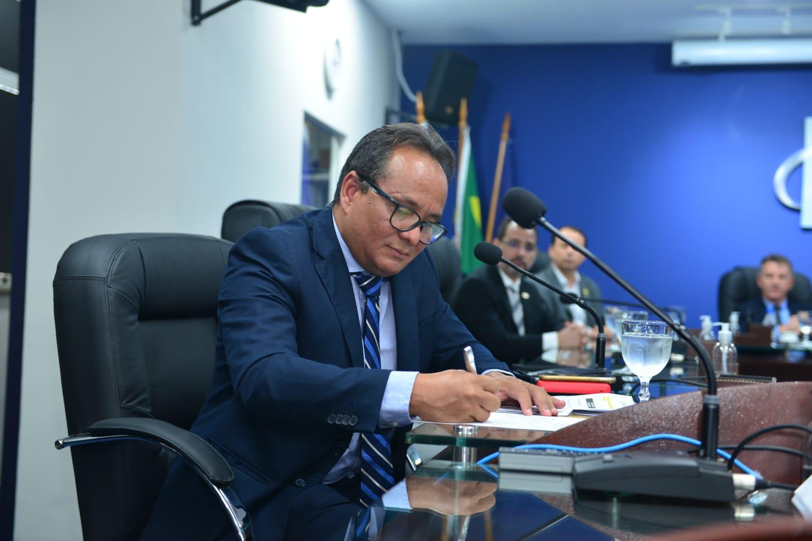 Paulo Sousa é reconduzido ao cargo de Procurador-Geral do Ministério Público de Contas de Roraima