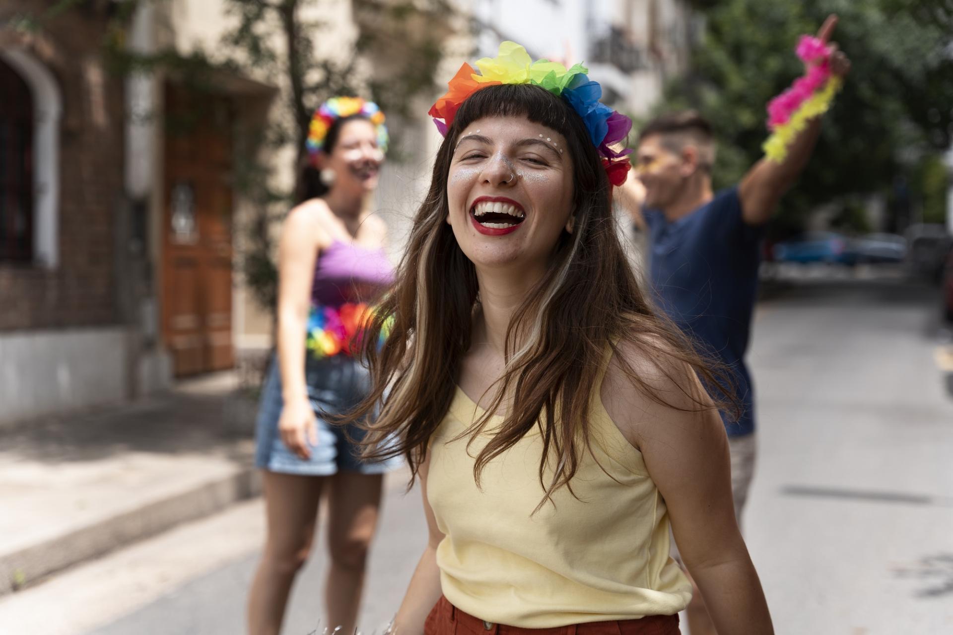 Confederação Nacional do Comércio estima que o Carnaval movimentará R$ 8,18 bilhões no Brasil