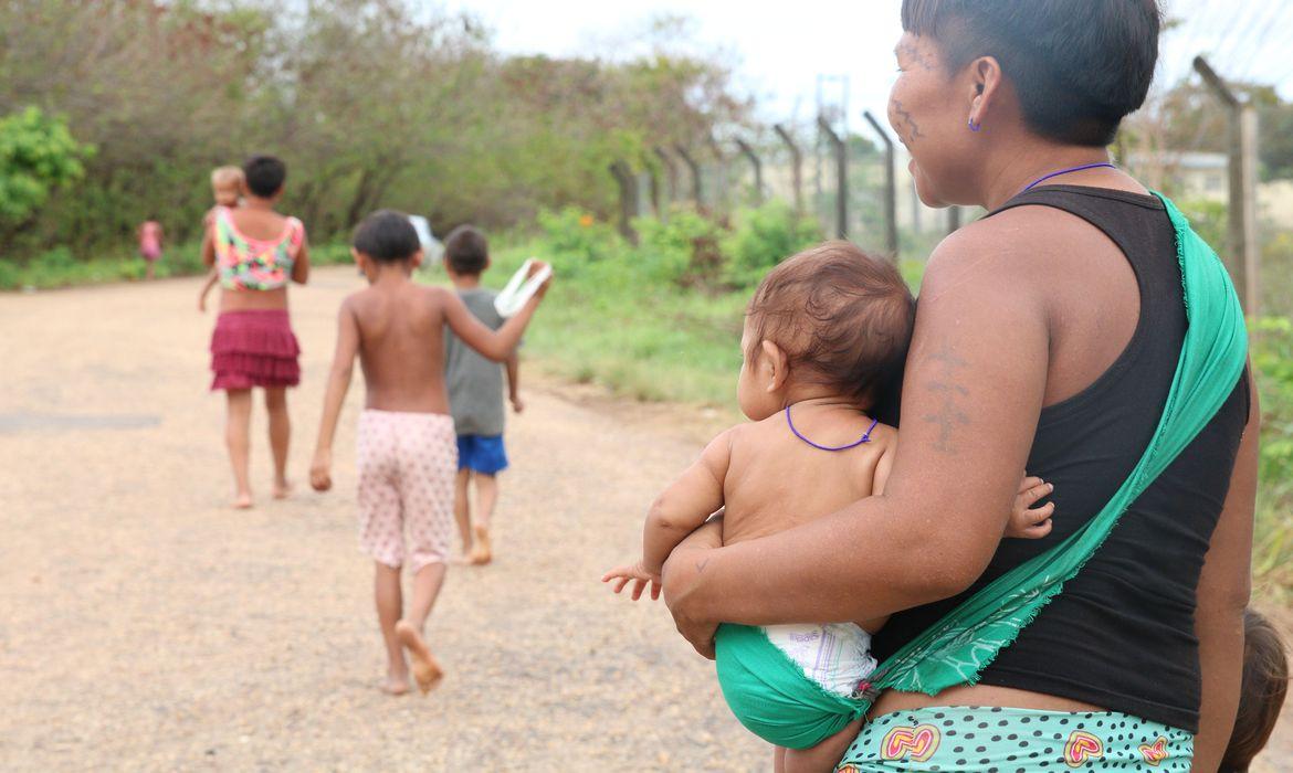 Grupo do Mais Médicos irá para terra yanomami em março