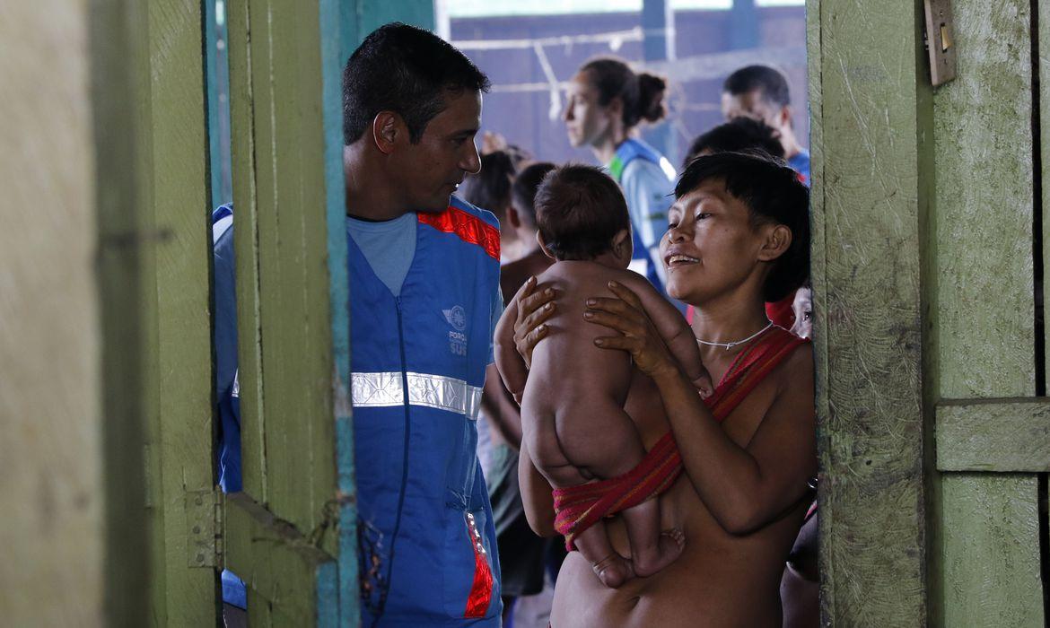 IBGE reduz ritmo, mas mantém operações do censo em terras yanomami