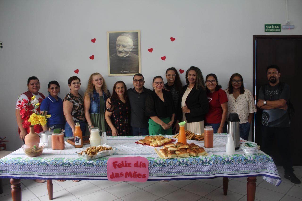 Rádio Monte Roraima FM realizou um delicioso café da manhã para celebrar o Dia das Mães