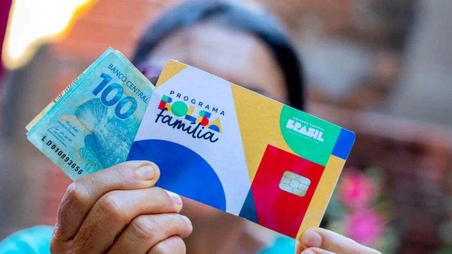 Caixa começa a pagar Bolsa Família com novo adicional de R$ 50