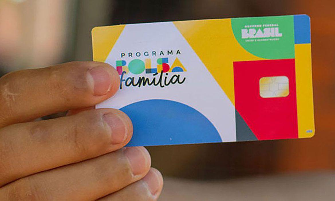 Caixa paga Bolsa Família com novo adicional de R$ 50 a NIS de final 2