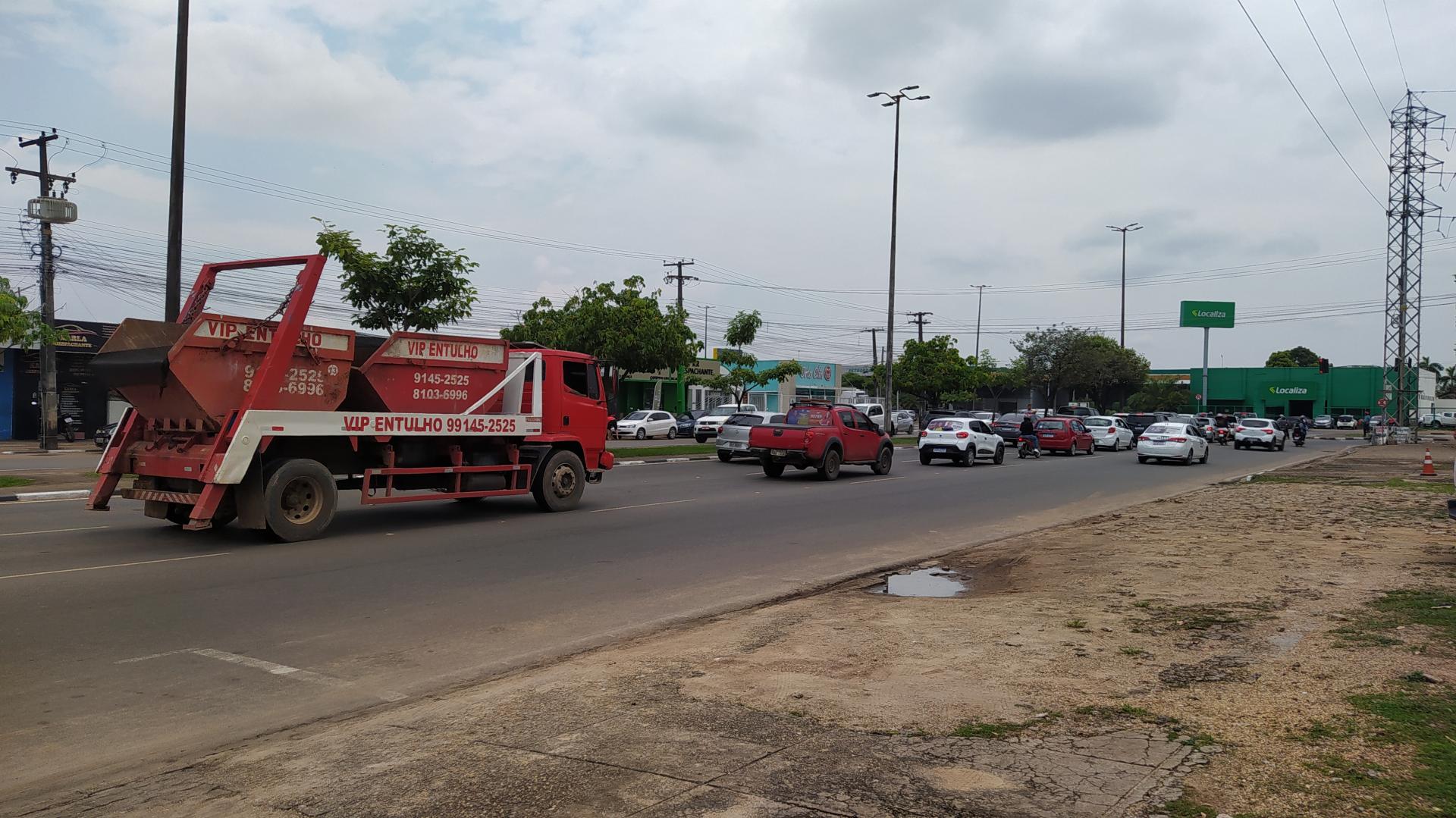 Exame toxicológico volta a ser obrigatório para motoristas