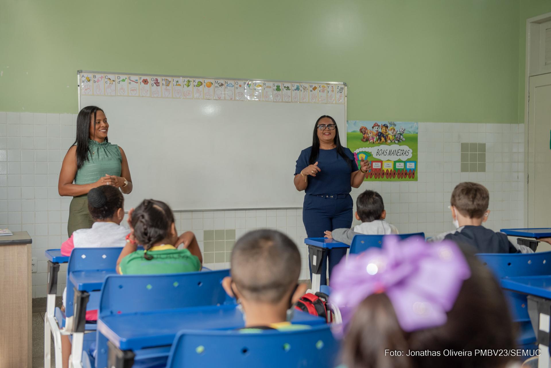 Prefeitura prorroga prazo para entrega de documentos de candidatos aprovados em concursos da educação