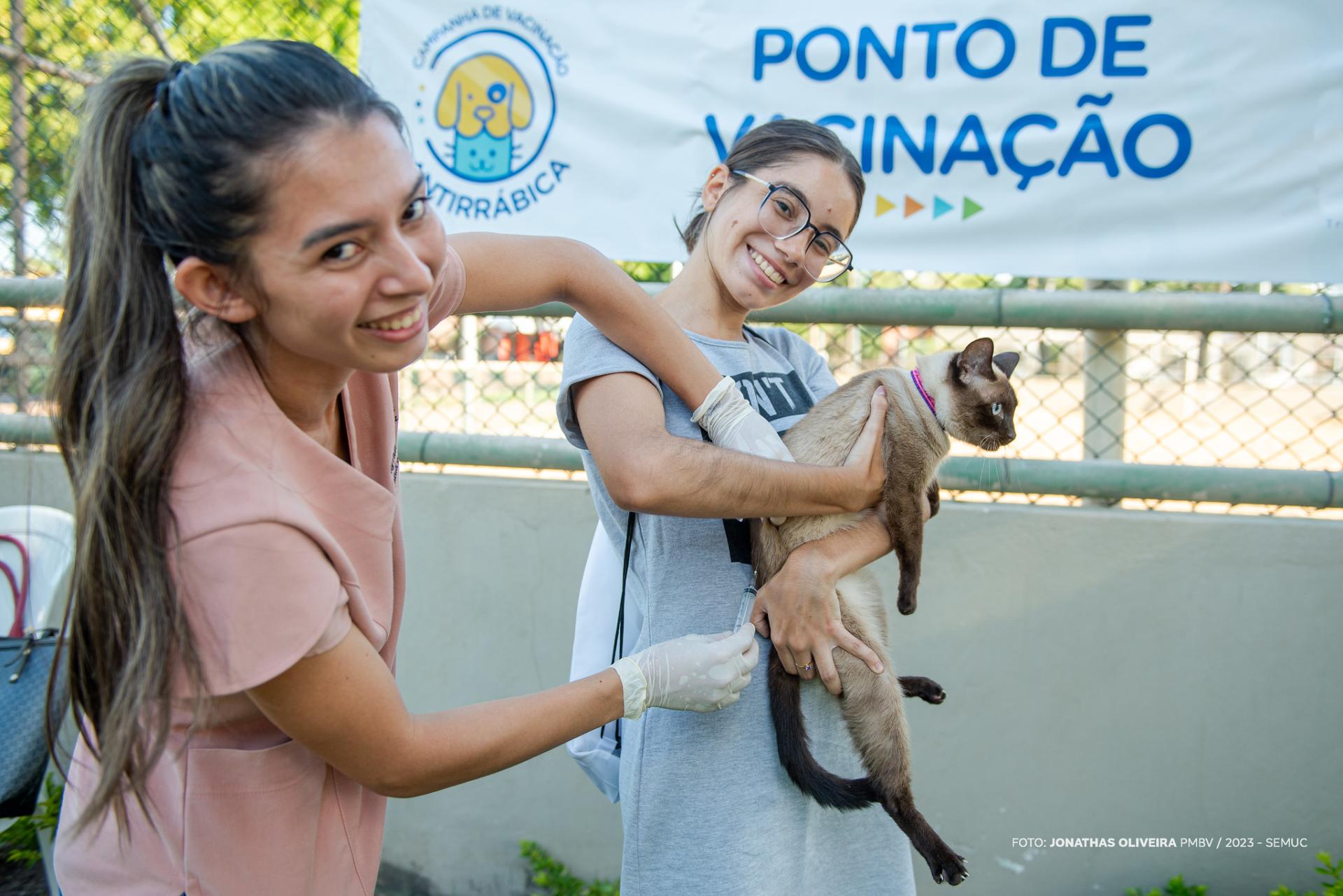 Boa Vista imuniza mais de sete mil animais no segundo dia de campanha