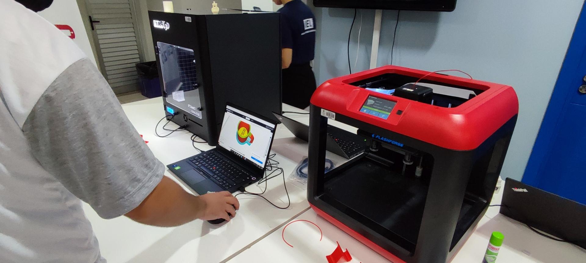 IFRR vai abrir inscrições em oficinas gratuitas de Modelagem e Impressão 3D para jovens da Zona Oeste