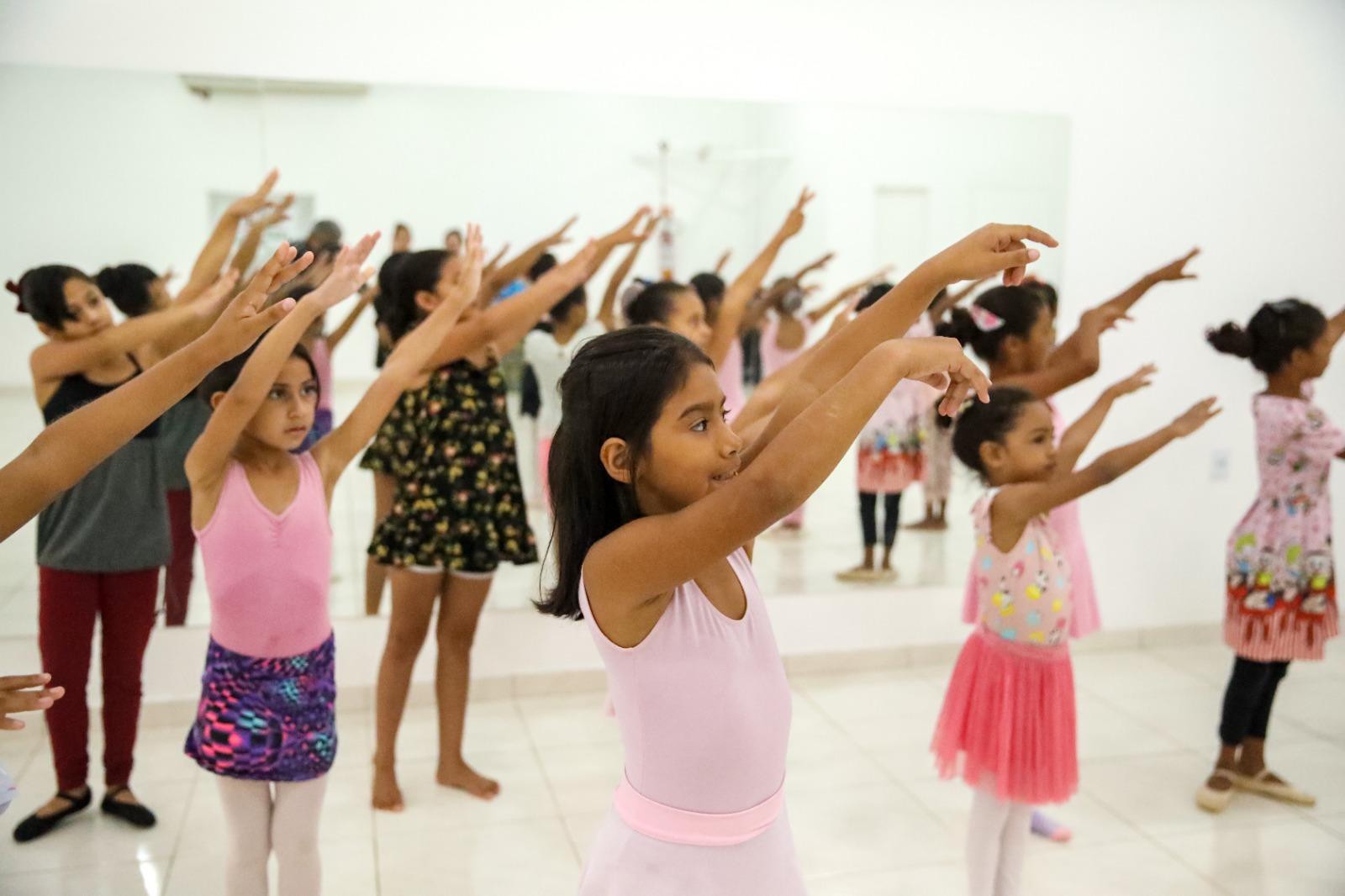 Centro de Convivência da Juventude realiza mostra de balé nesta quinta-feira (21)