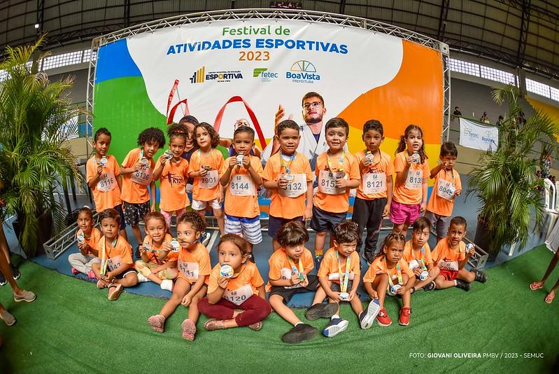 Festival de Atividades Esportivas reúne atletas e familiares na Vila Olímpica