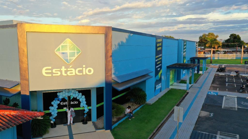 Estácio oferece atendimento gratuito aos estudantes que precisam se inscrever no Sisu