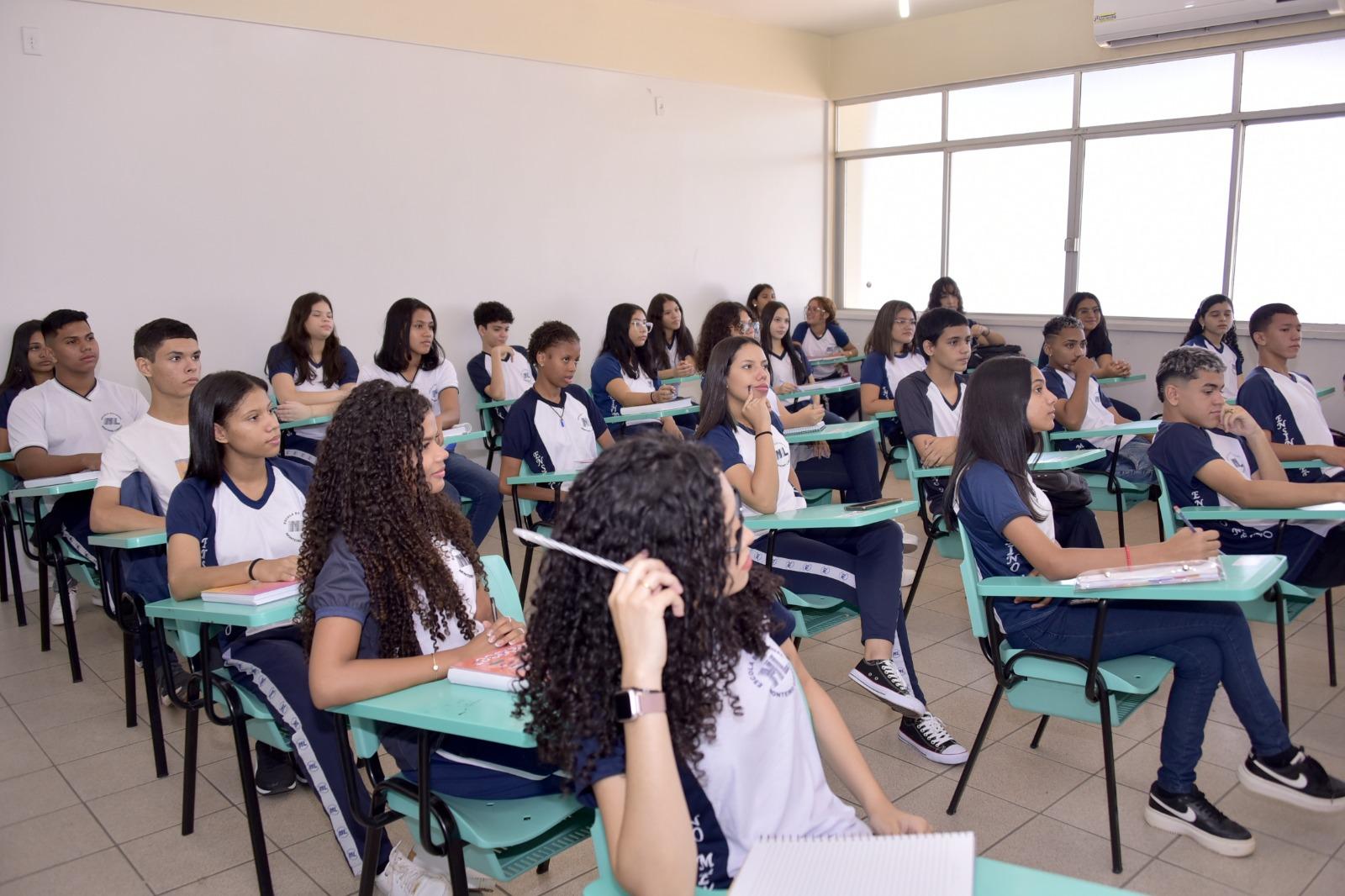 Ano letivo de 2024 inicia nesta segunda-feira para a rede estadual de ensino