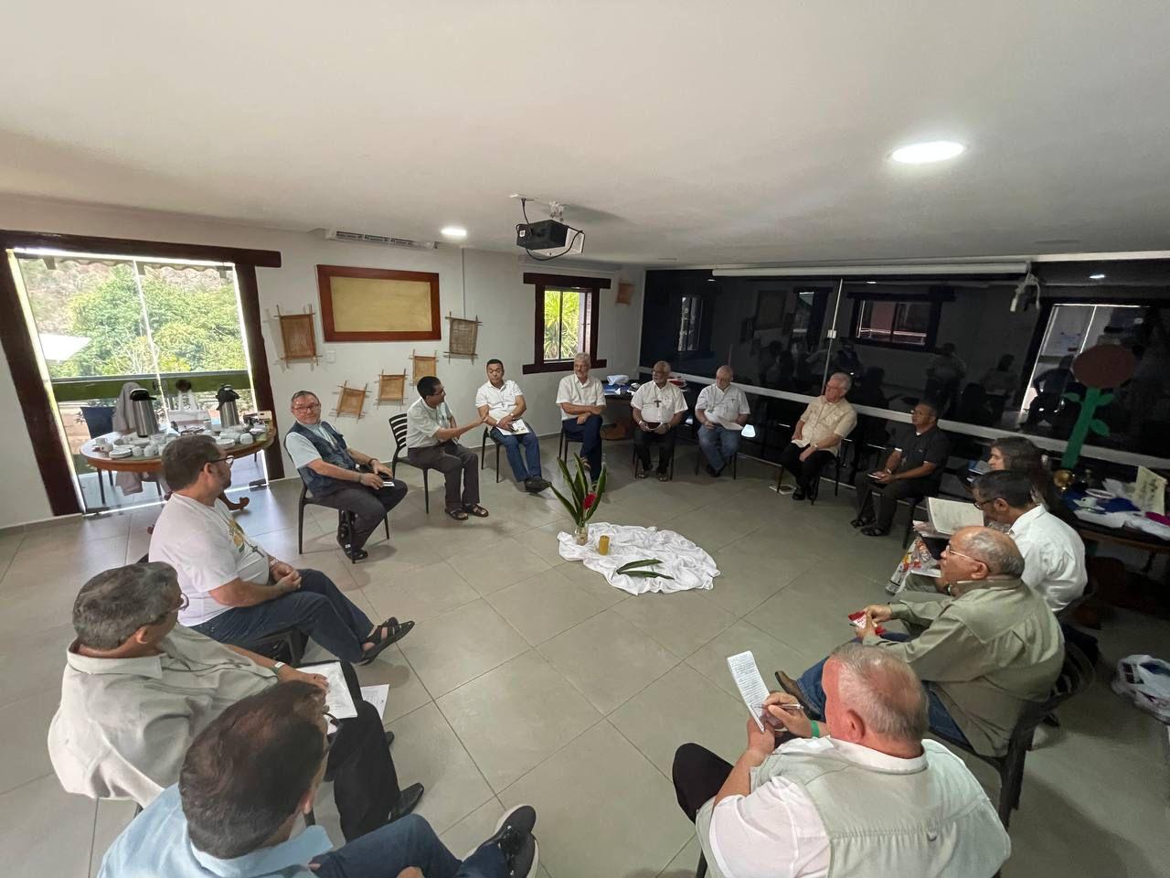 Encontro Regional da CNBB reúne líderes religiosos para discutir desafios e perspectivas para a Amazônia em encontro marcado por espiritualidade