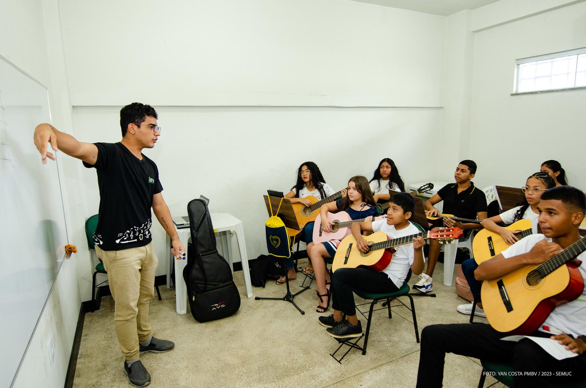 IBVM está com matrículas abertas para aulas de instrumentos musicais e coral infantil