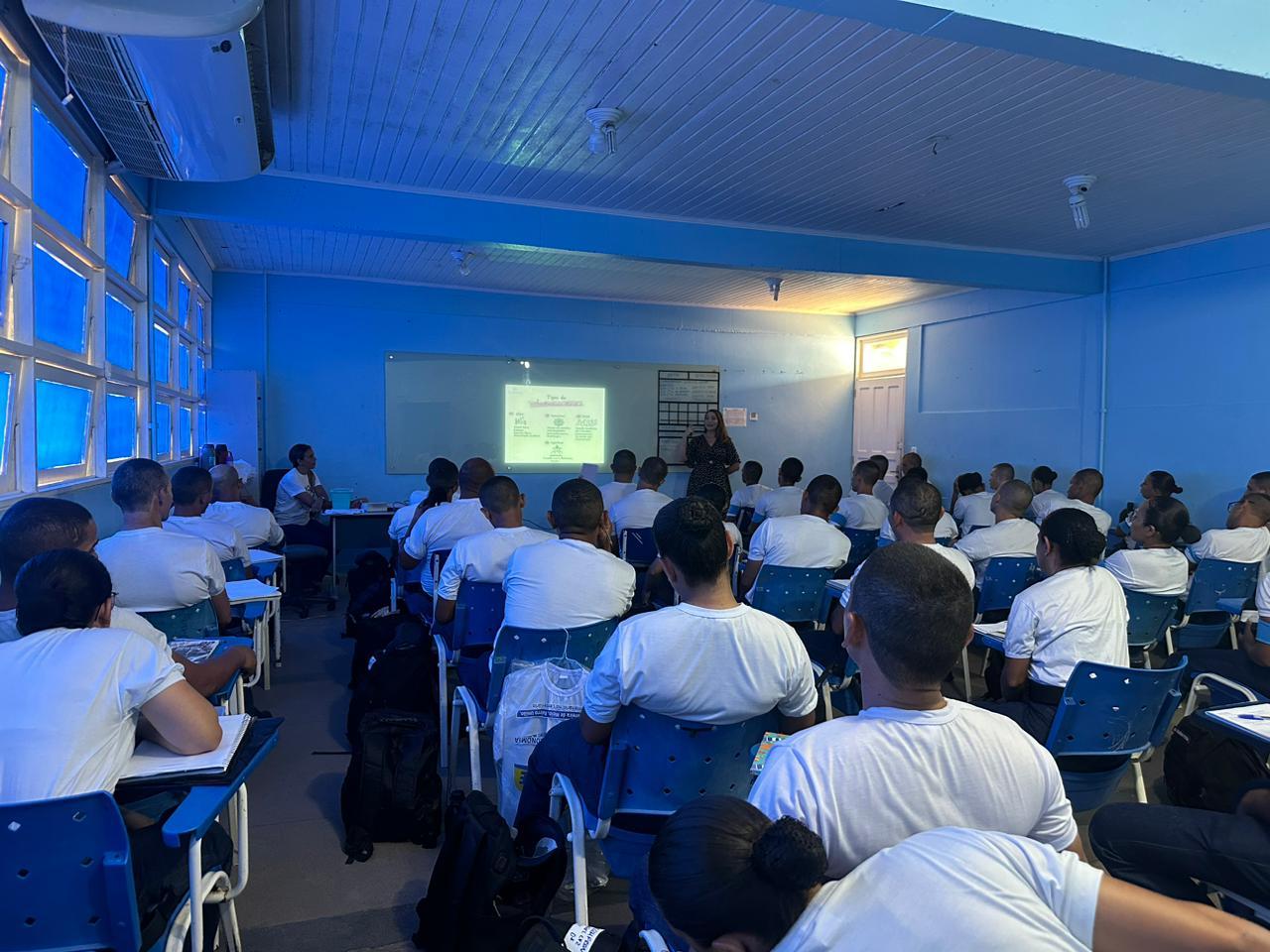 Sesau promove palestra sobre saúde mental para alunos da Guarda Municipal de Bonfim