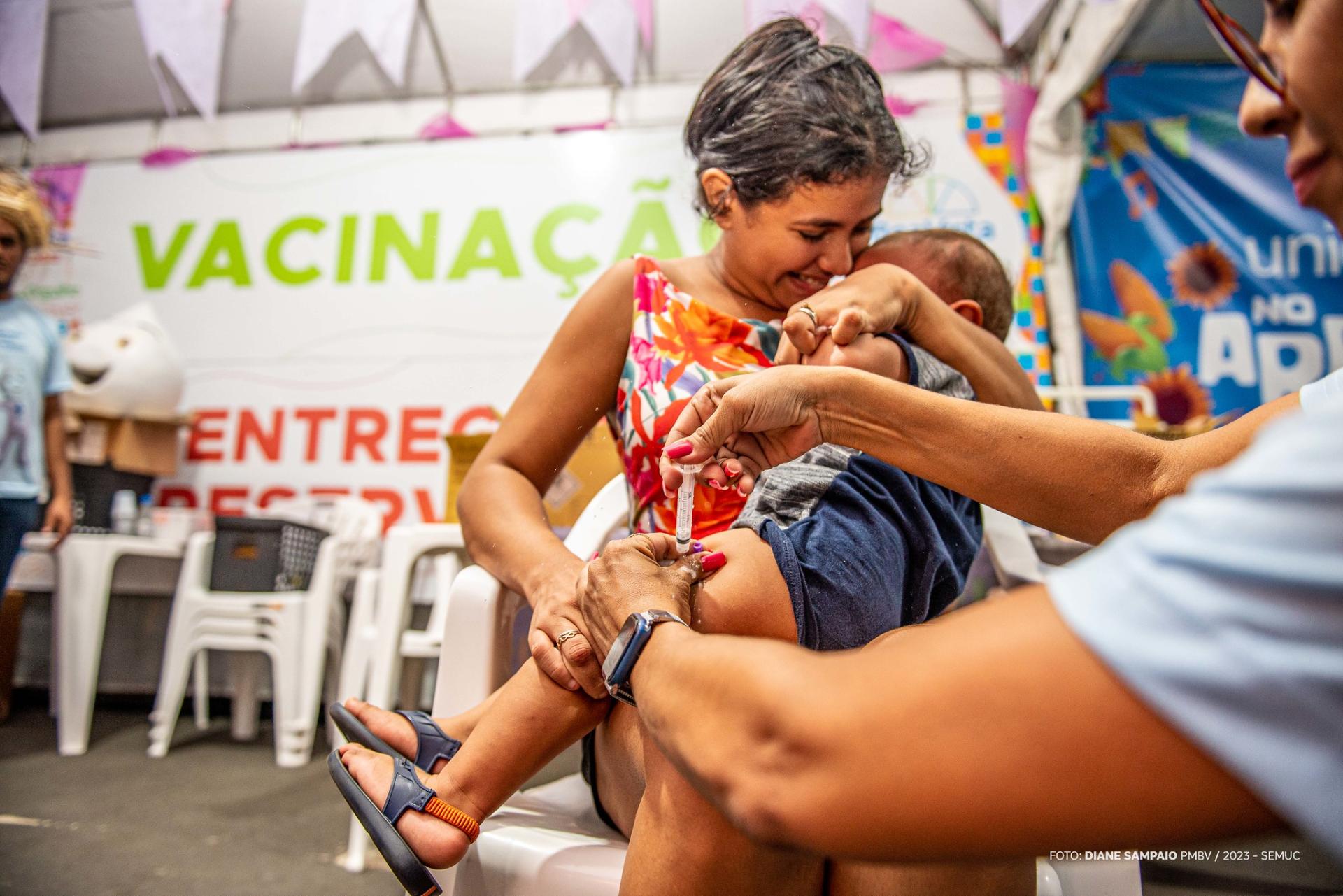 Tenda da vacinação e posto médico avançado do Samu serão disponibilizados nos dias de folia