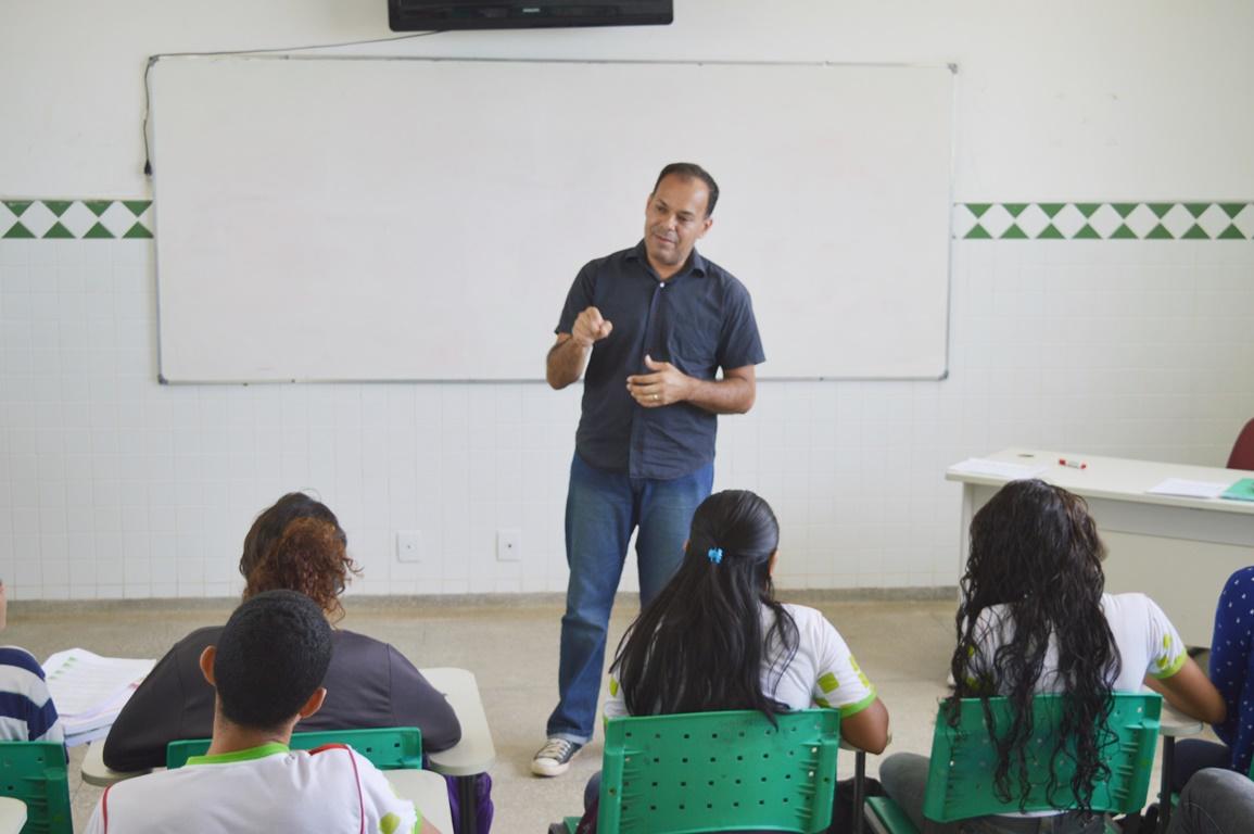 Professor do IFRR ministra aula inaugural sobre o ensino de História e os indígenas