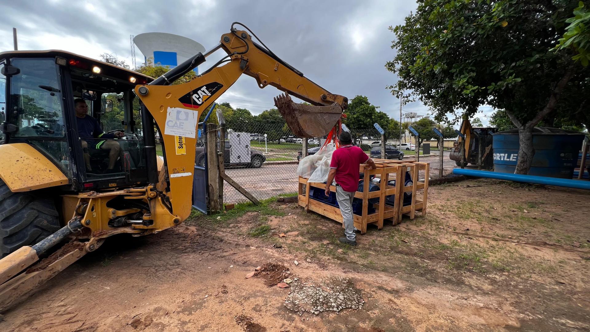 Caer investe na compra de novas bombas para ampliar a oferta de água no estado