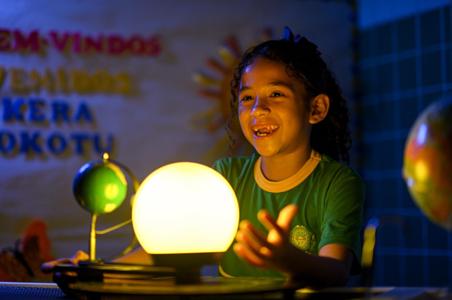 Aluna de escola municipal conquista medalha de bronze na Olimpíada Brasileira de Astronomia e Astronáutica.