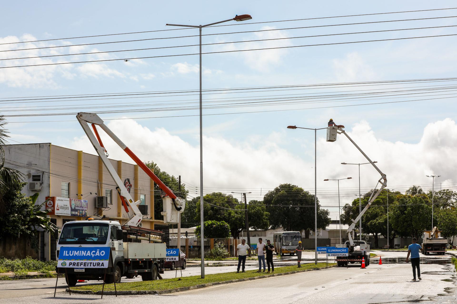 Começa a última etapa de modernização da iluminação pública em Boa Vista.