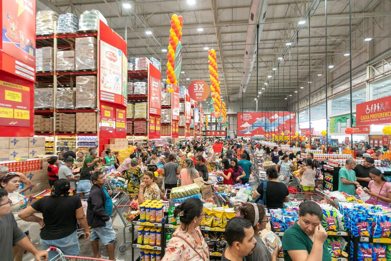 Rede de supermercados oferece 135 vagas de trabalho em Manaus, Boa Vista e Porto Velho