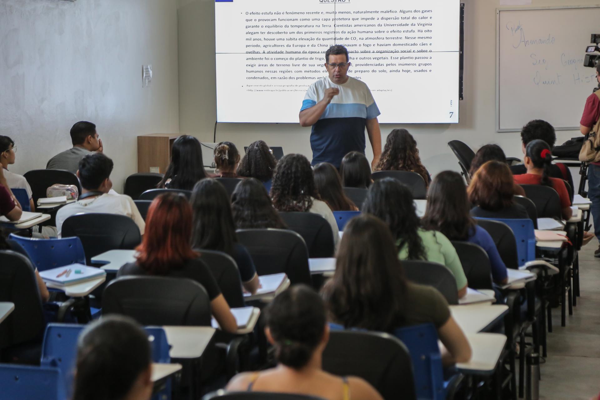 Escolegis oferece mais 70 vagas de cursos preparatórios