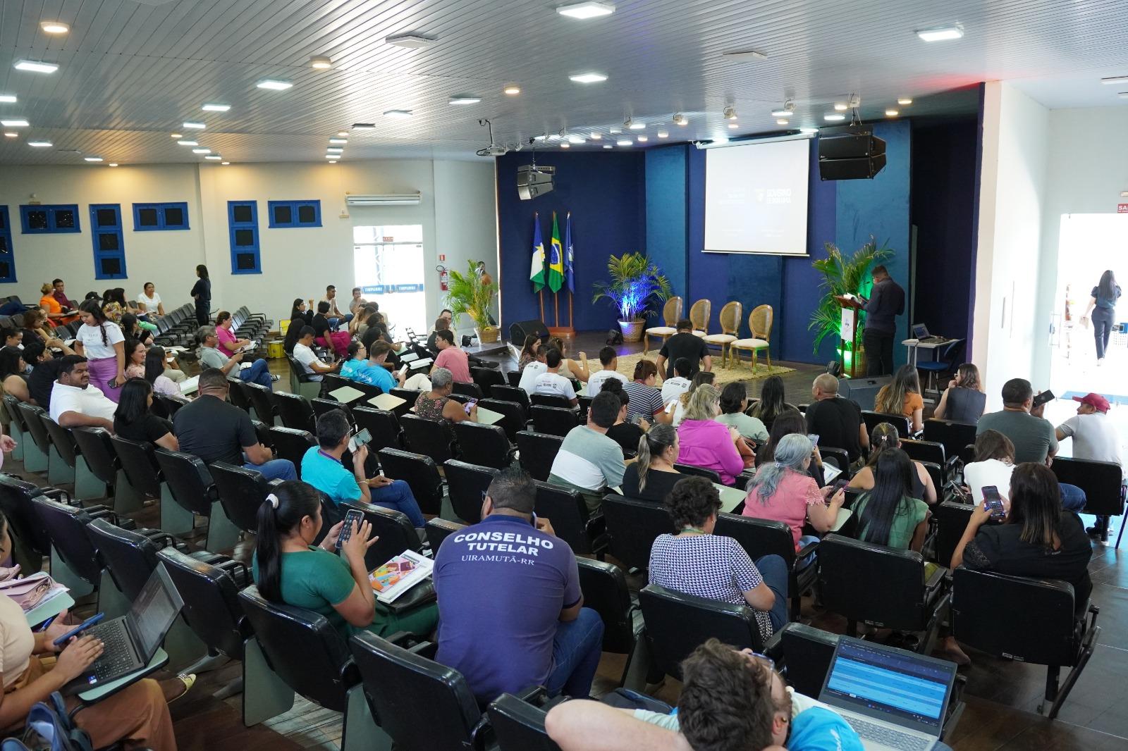 DPE pede olhar especial para Roraima em seminário sobre direitos humanos de crianças e adolescentes